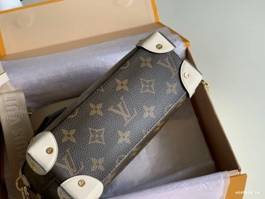 WIS LOUIS MALLE VUITTON PETITE SOUPLE 1031